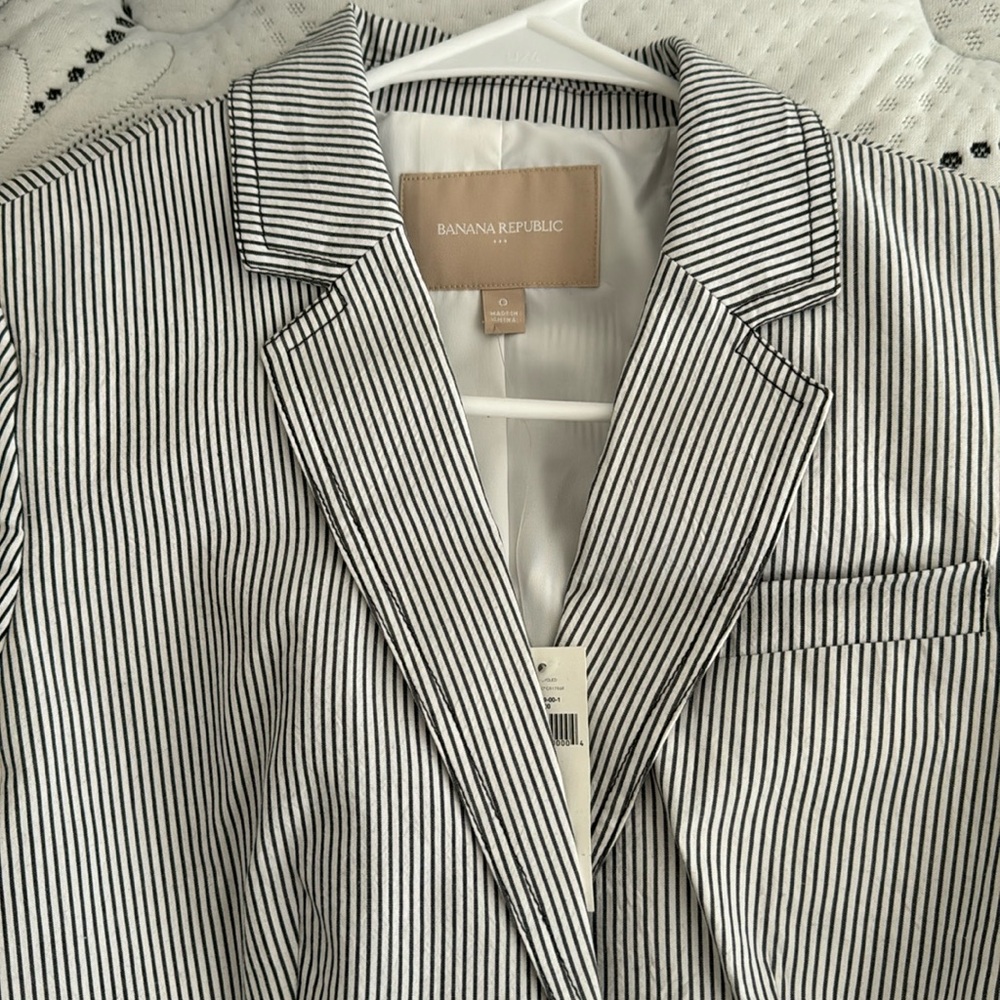 Brand new with tags striped blazer jacket size 0 Banana Republic.